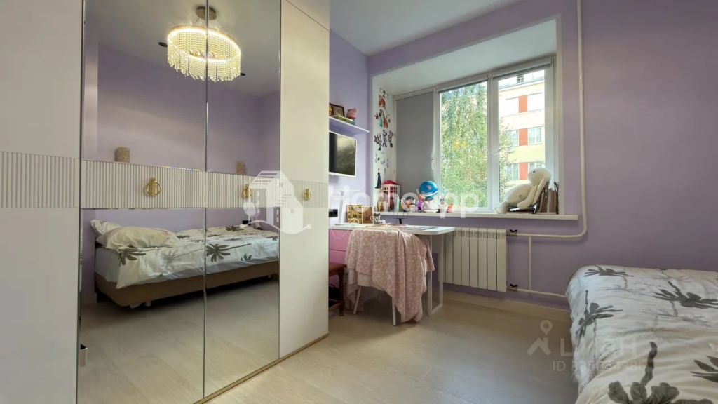 m. Ulitsa 1905 goda: Apartment, 2-rooms
