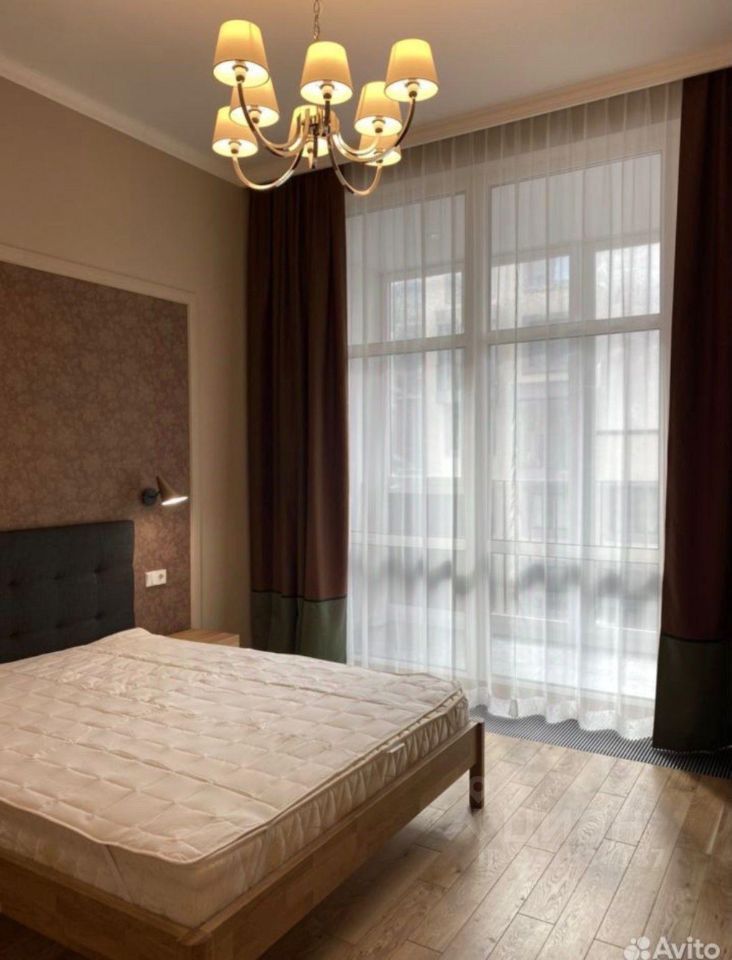 m. ZIL: Apartment, 2-rooms