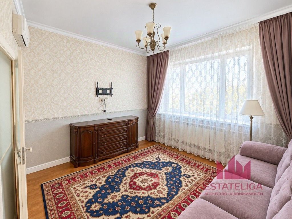 m. Krasnopresnenskaya: Apartment, 2-rooms