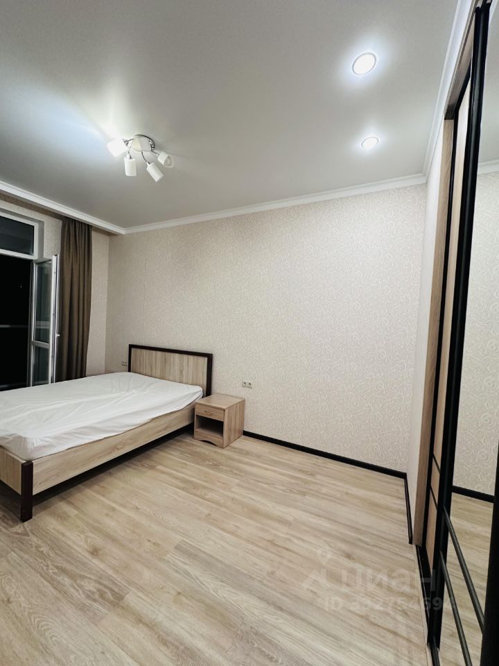 m. Khimki: Apartment, 2-rooms