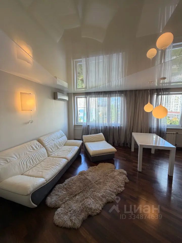 m. Kuzminki: Apartment, 2-rooms