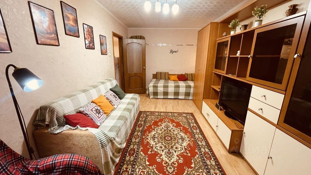 m. Krasnogorskaya: Apartment, 1-rooms