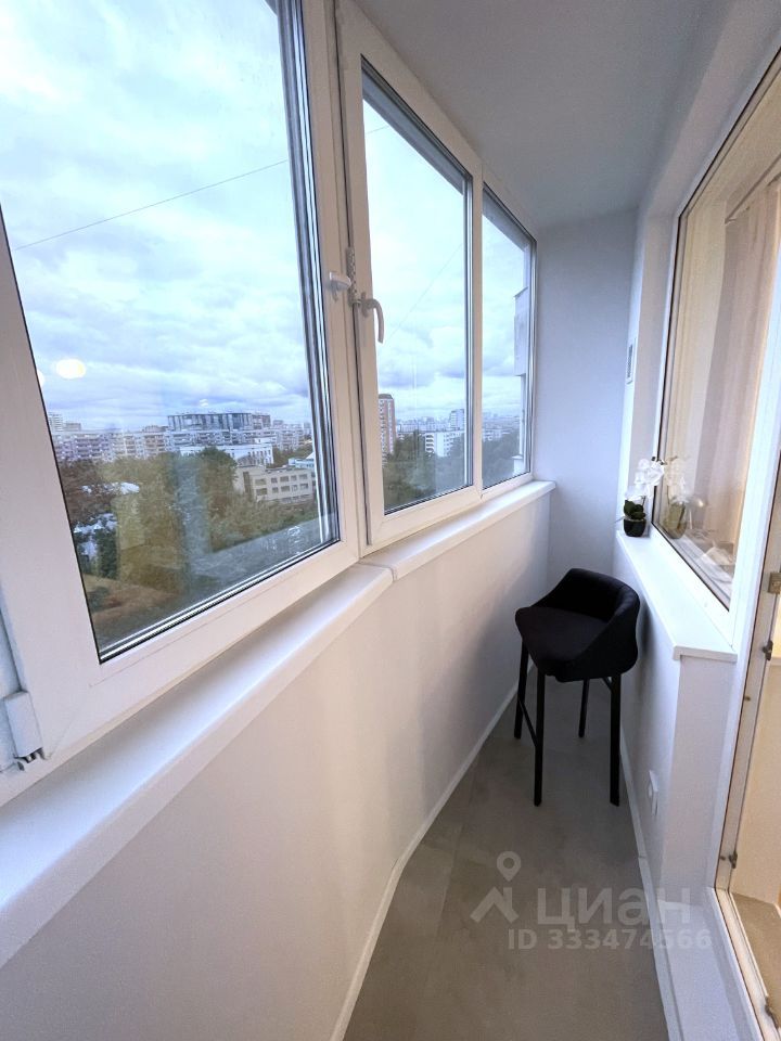 m. Krasny stroitel: Apartment, 1-rooms
