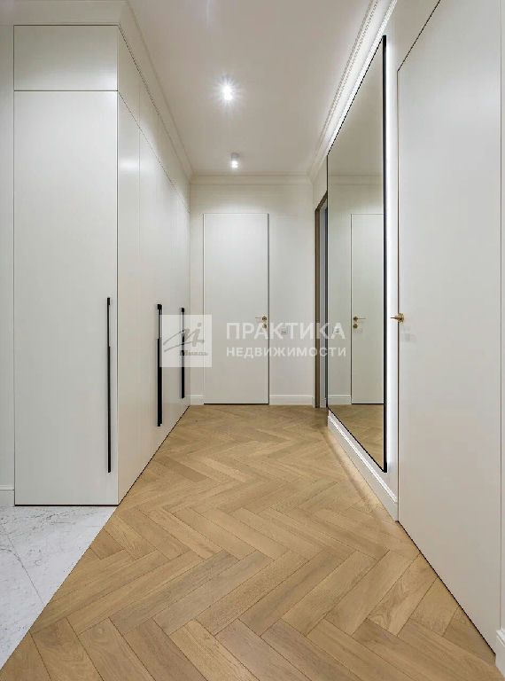 m. Ulitsa 1905 goda: Apartment, 3-rooms