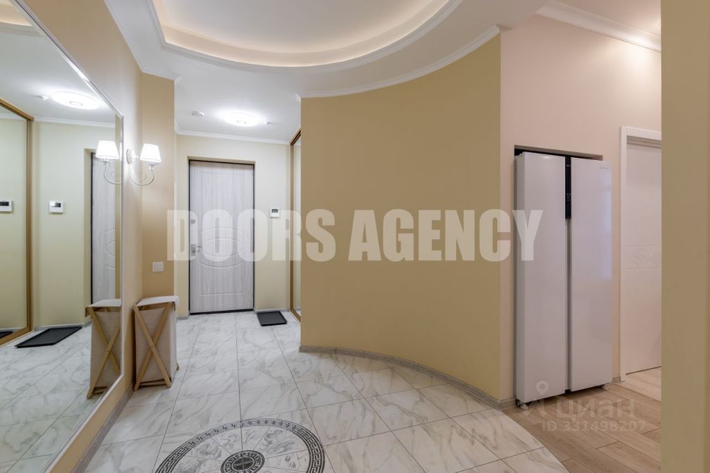 m. Ulitsa 1905 goda: Apartment, 2-rooms