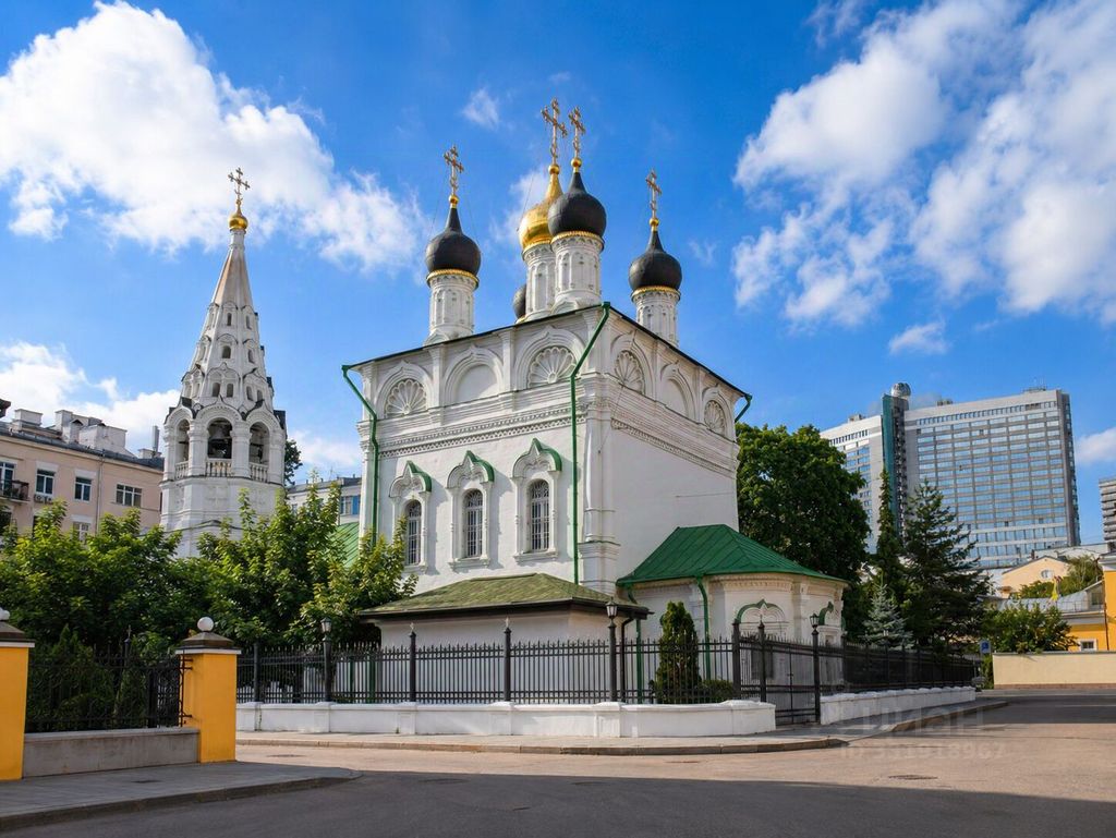 m. Smolenskaya: Apartment, 5-rooms