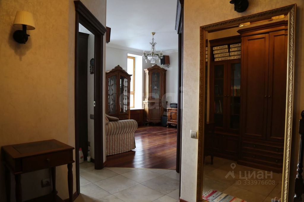 m. Narodnoe Opolchenie: Apartment, 2-rooms