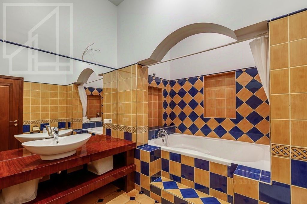 m. Mayakovskaya: Apartment, 3-rooms