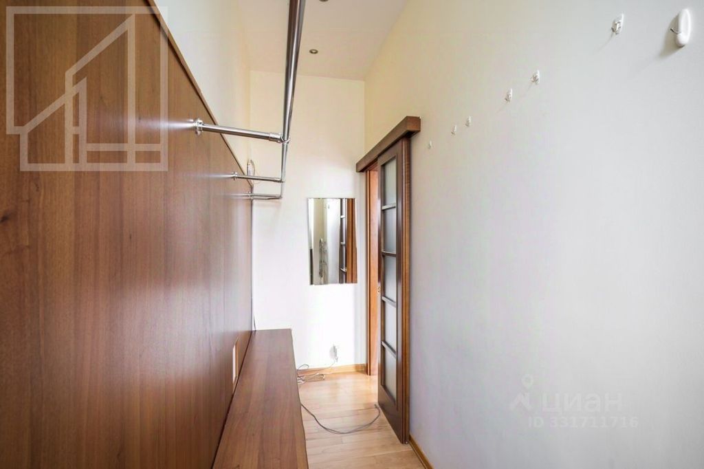 m. Kropotkinskaya: Apartment, 4-rooms