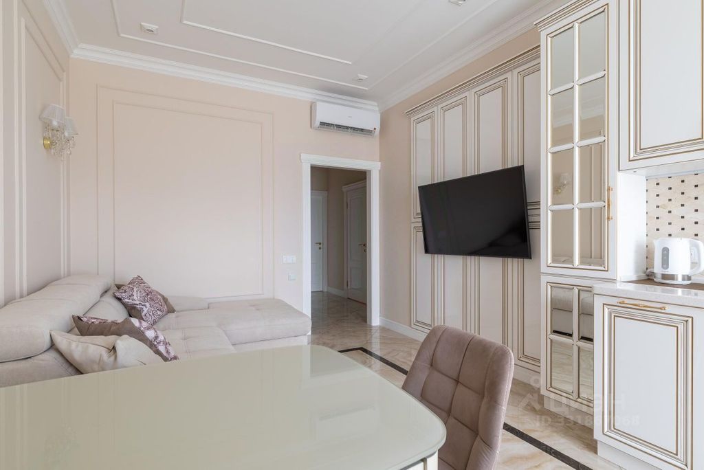 m. Botanichesky sad: Apartment, 2-rooms