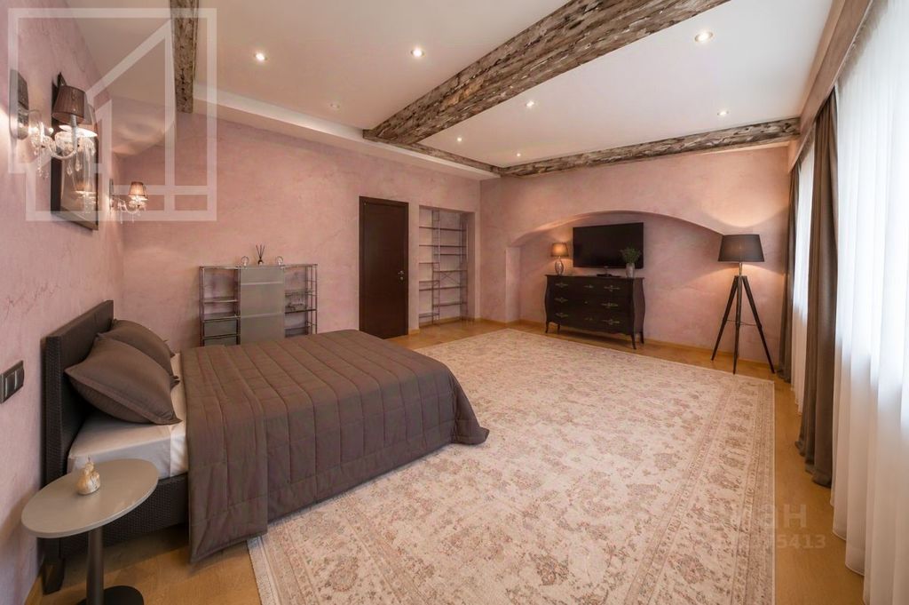 m. Belokamennaya: Apartment, 3-rooms