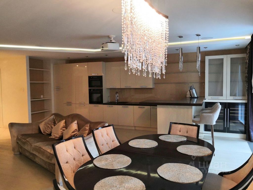 m. Slavyansky bulvar: Apartment, 3-rooms