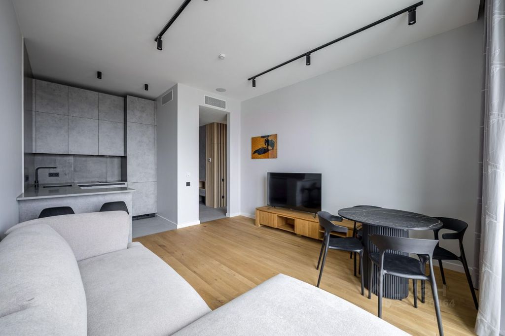 m. Belorusskaya: Apartment, 3-rooms