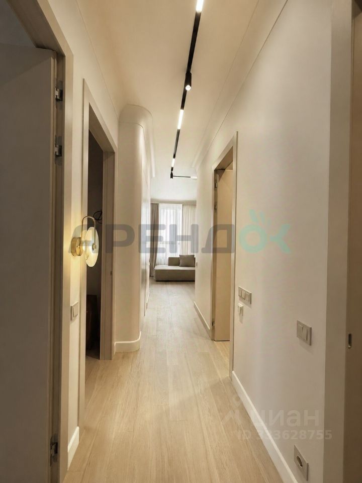 m. Aminyevskaya: Apartment, 3-rooms