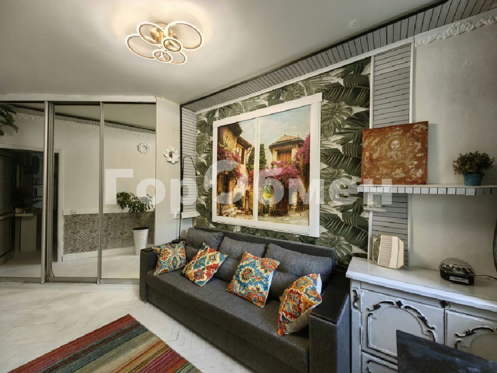 m. Mendeleevskaya: Apartment, 2-rooms