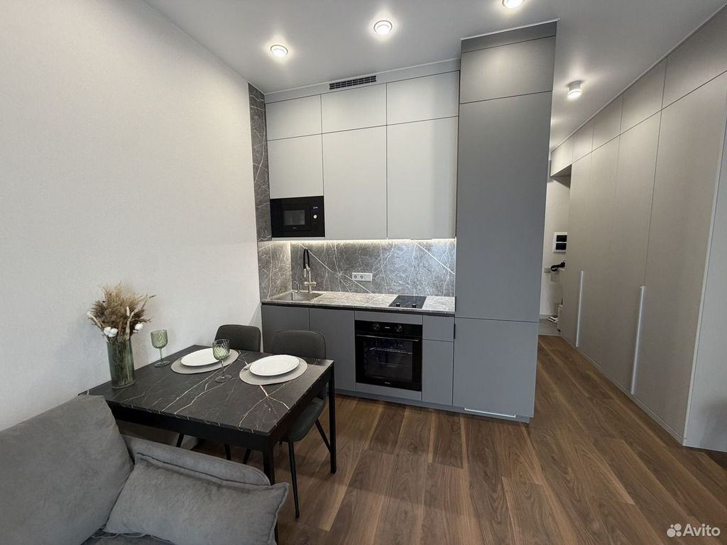m. Shelepikha: Apartment, studio