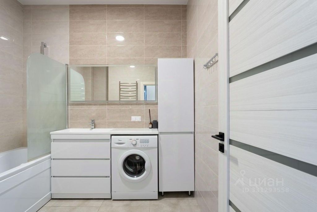 m. Moskva Tovarnaya: Apartment, studio