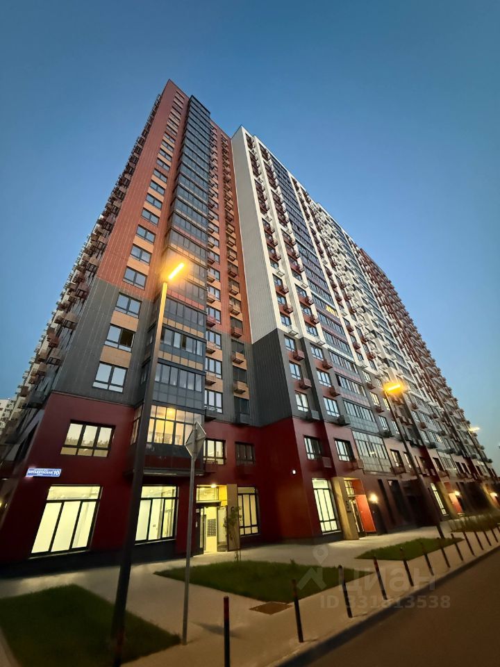 m. Bulvar Dmitriya Donskogo: Apartment, 2-rooms