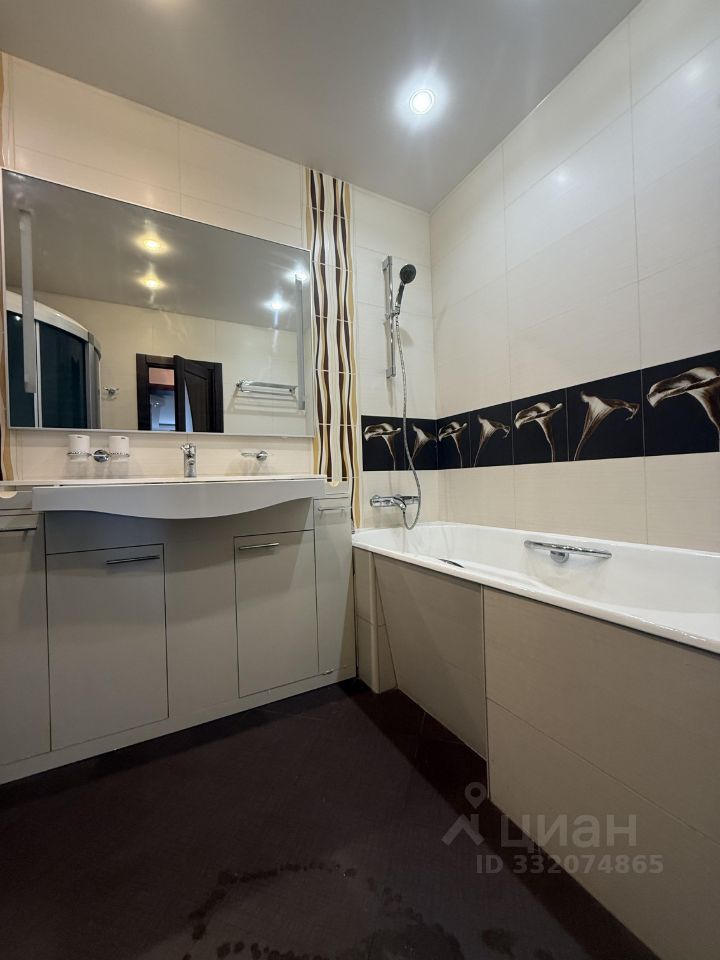 m. Zorge: Apartment, 3-rooms