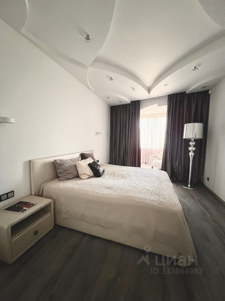 m. Profsoyuznaya: Apartment, 3-rooms