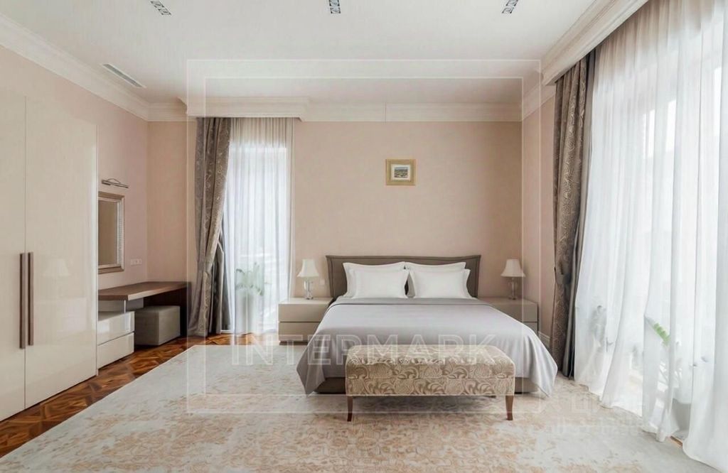 m. Frunzenskaya: Apartment, 4-rooms