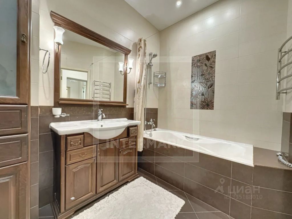 m. Tverskaya: Apartment, 3-rooms