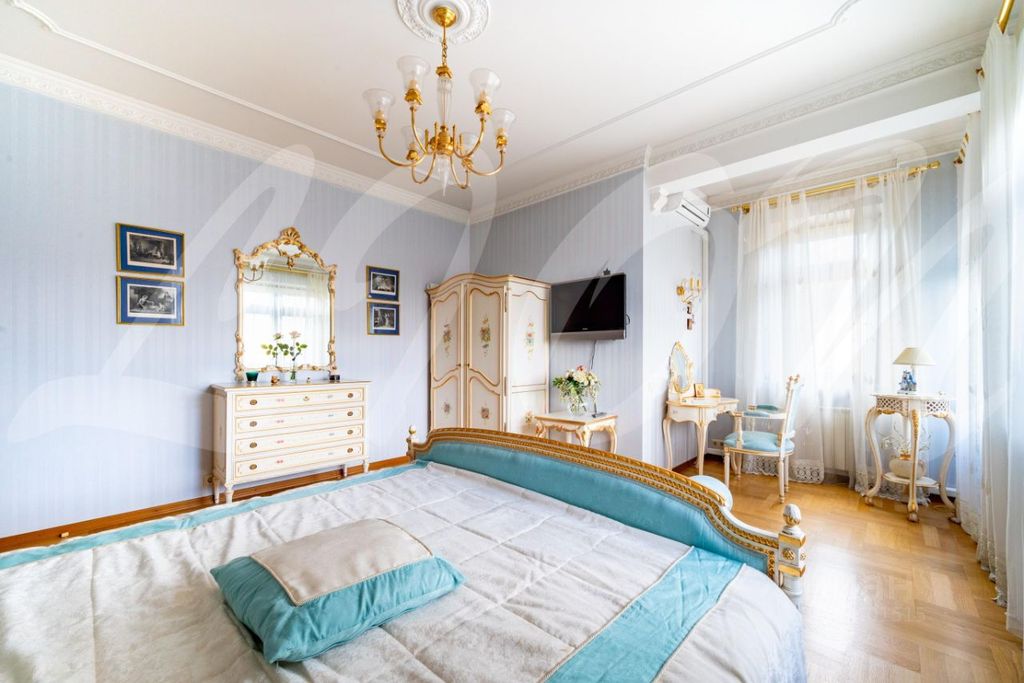 m. Akademicheskaya: Apartment, 3-rooms