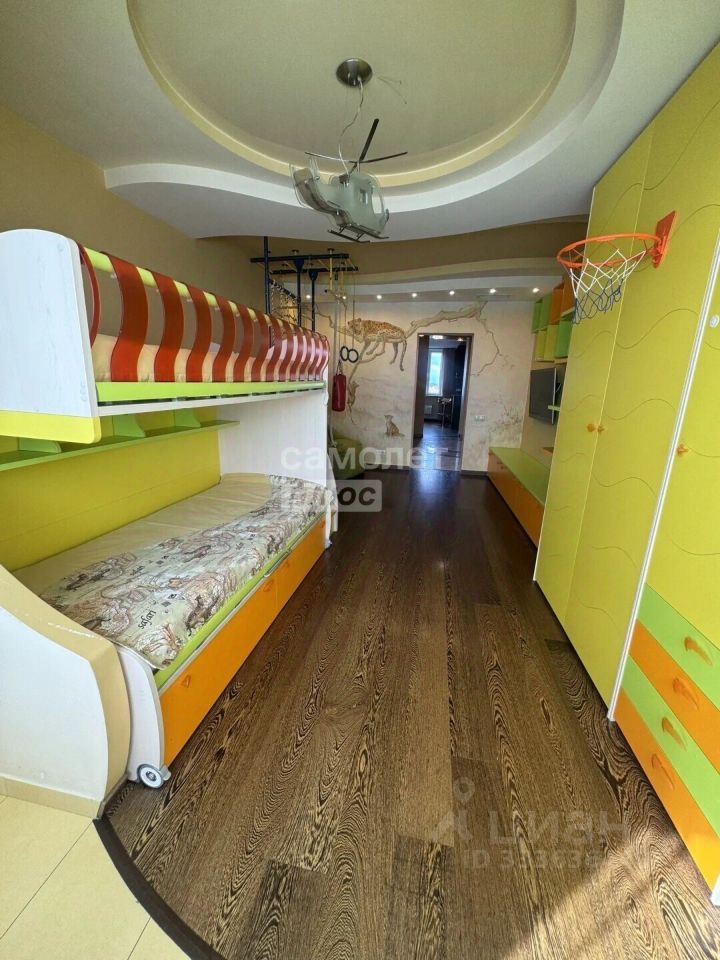 m. Khimki: Apartment, 3-rooms