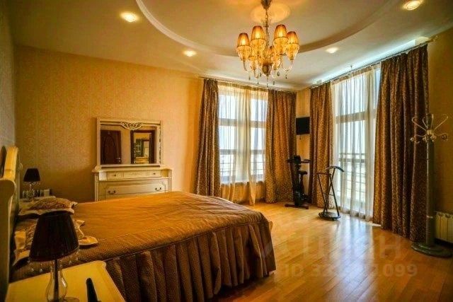 m. Studencheskaya: Apartment, 3-rooms