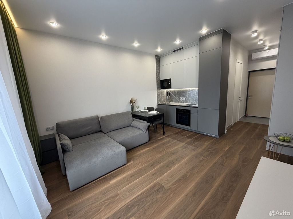 m. Shelepikha: Apartment, studio
