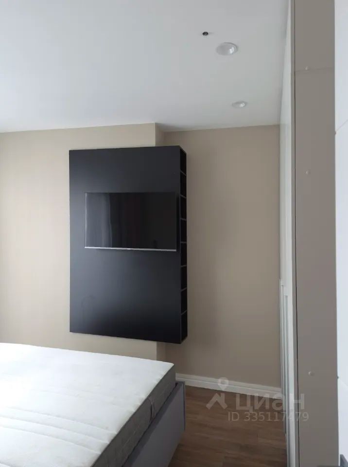 m. Narodnoe Opolchenie: Apartment, 2-rooms