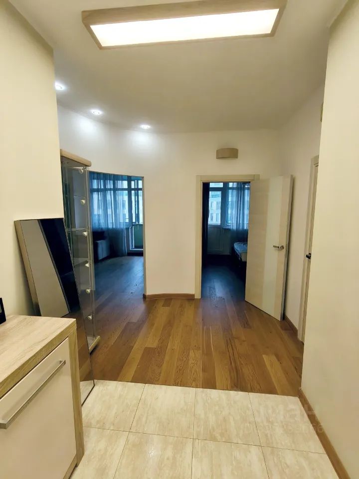 m. Oktyabrskaya: Apartment, 2-rooms