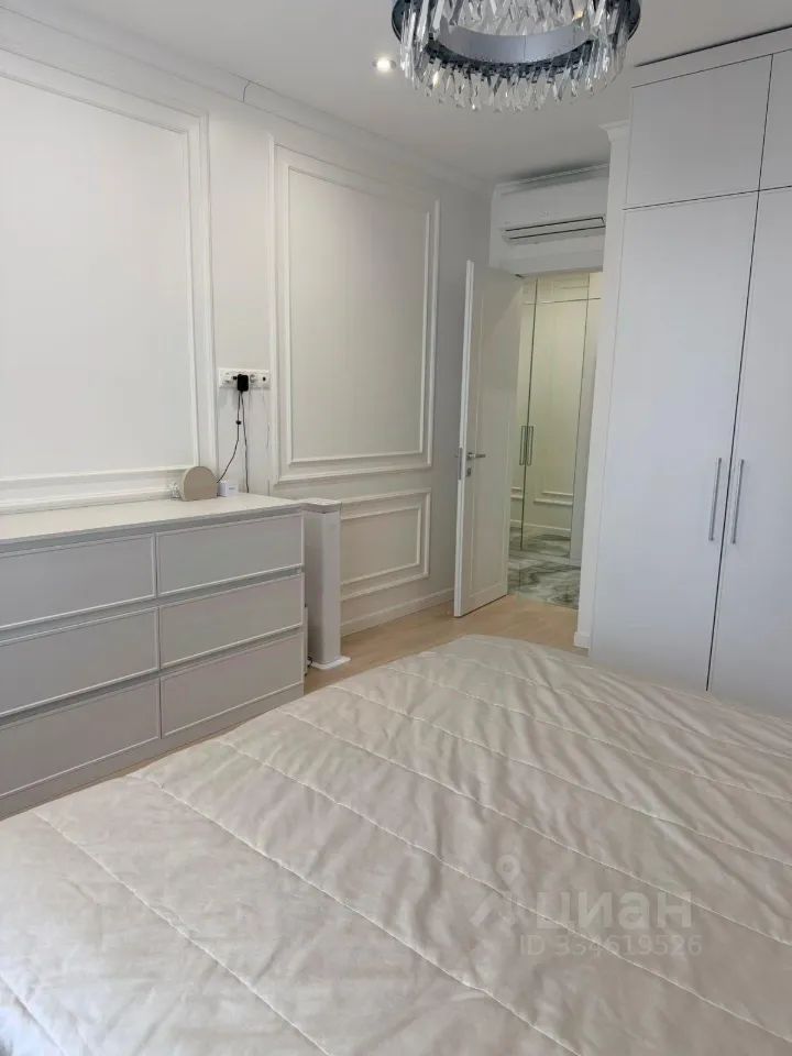m. Aminyevskaya: Apartment, 2-rooms