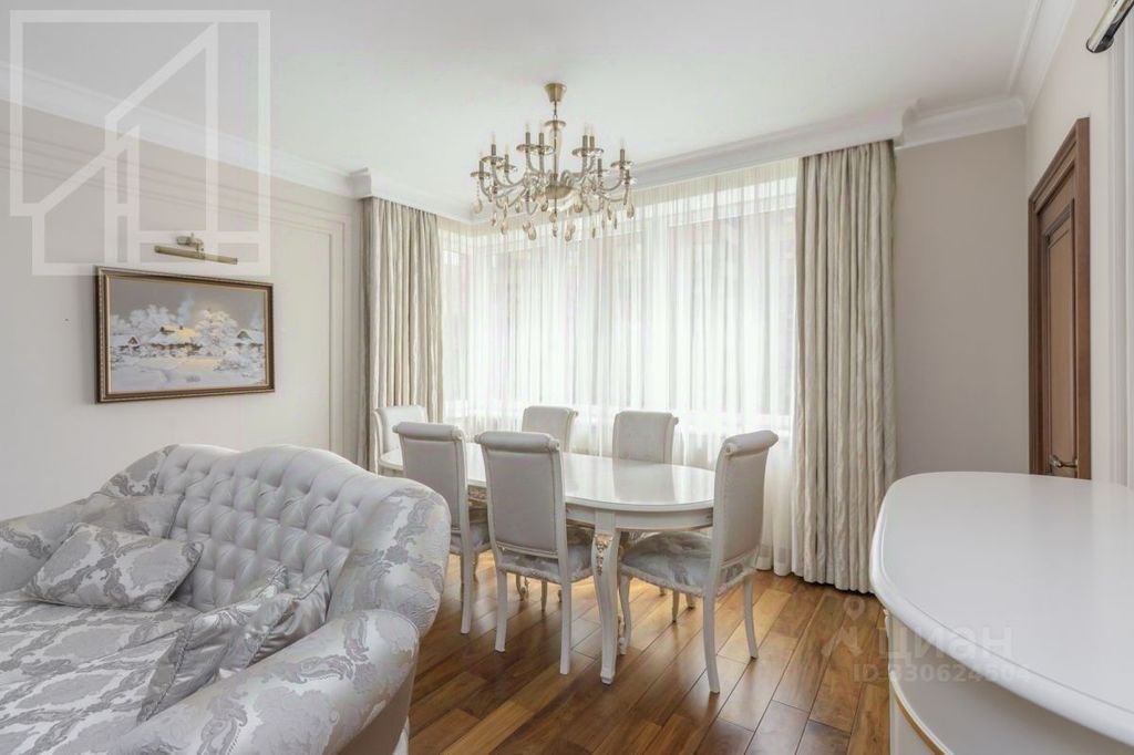 m. Smolenskaya: Apartment, 4-rooms