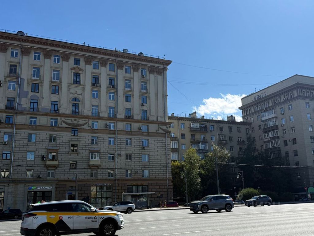 m. Kutuzovskaya: Apartment, 2-rooms