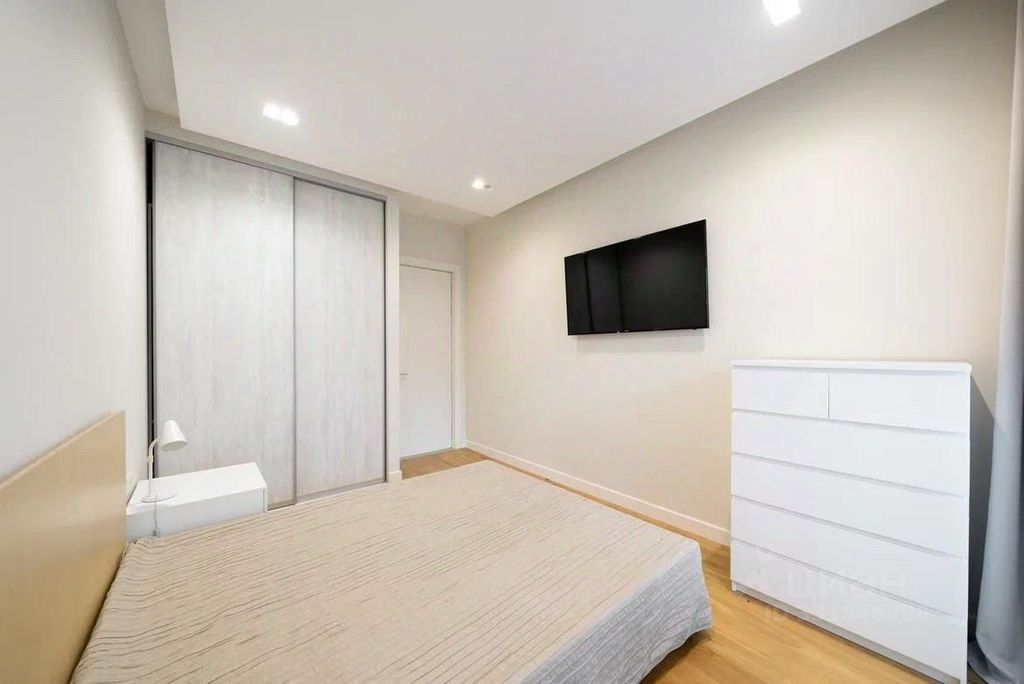 m. Dinamo: Apartment, 3-rooms