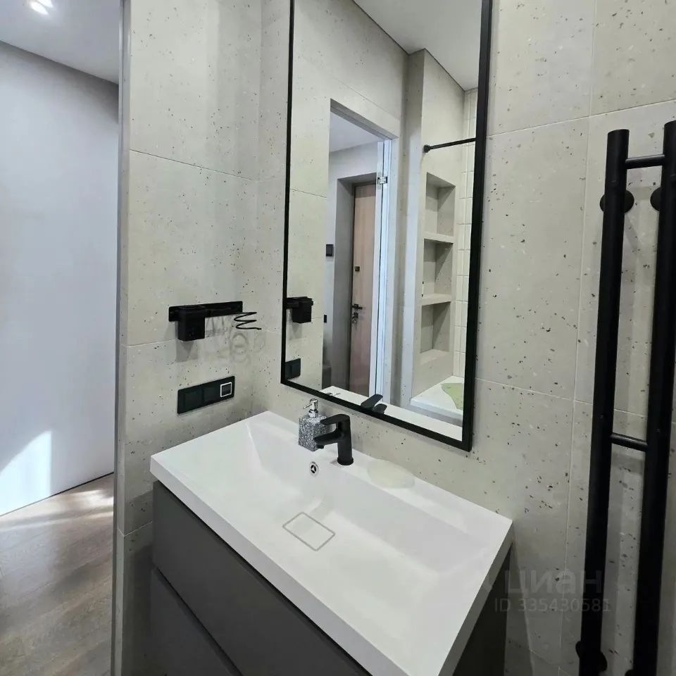 m. Narodnoe Opolchenie: Apartment, 1-rooms