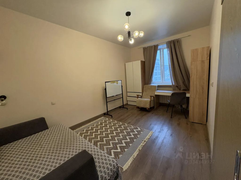 m. Barrikadnaya: Apartment, 2-rooms