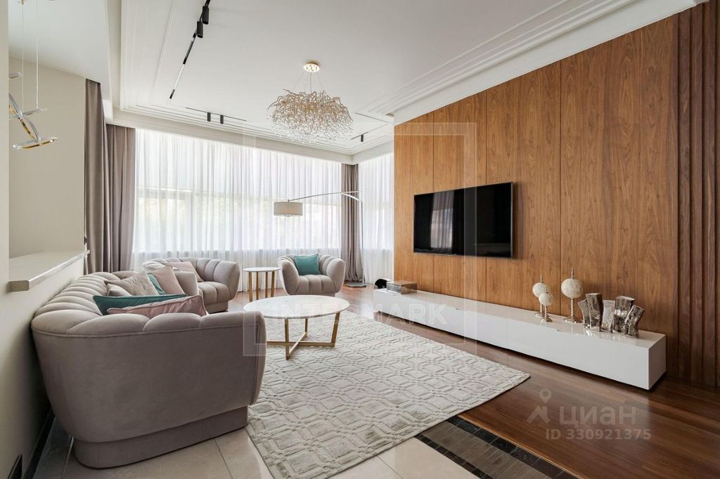m. Arbatskaya: Apartment, 4-rooms