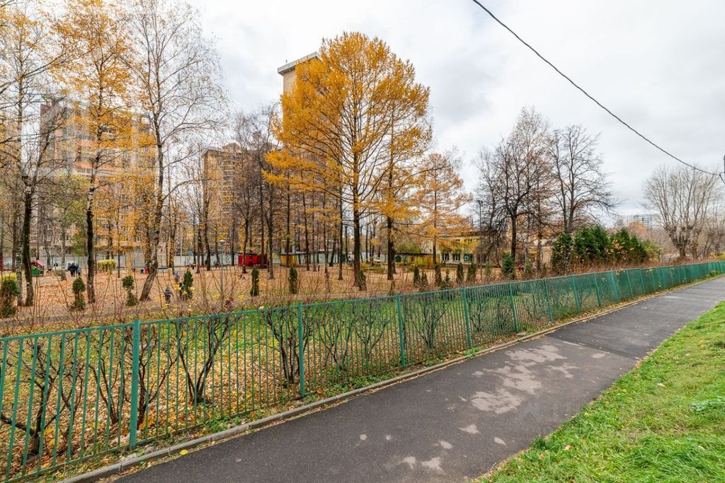 m. Prospekt Vernadskogo: Apartment, 3-rooms