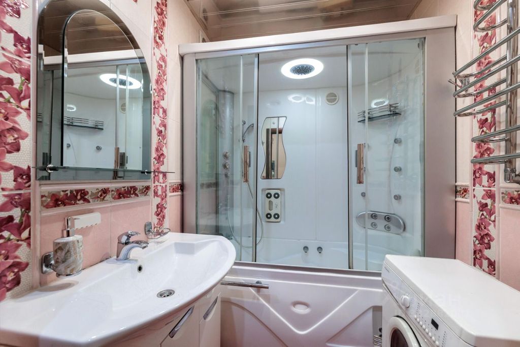 m. Khimki: Apartment, 2-rooms