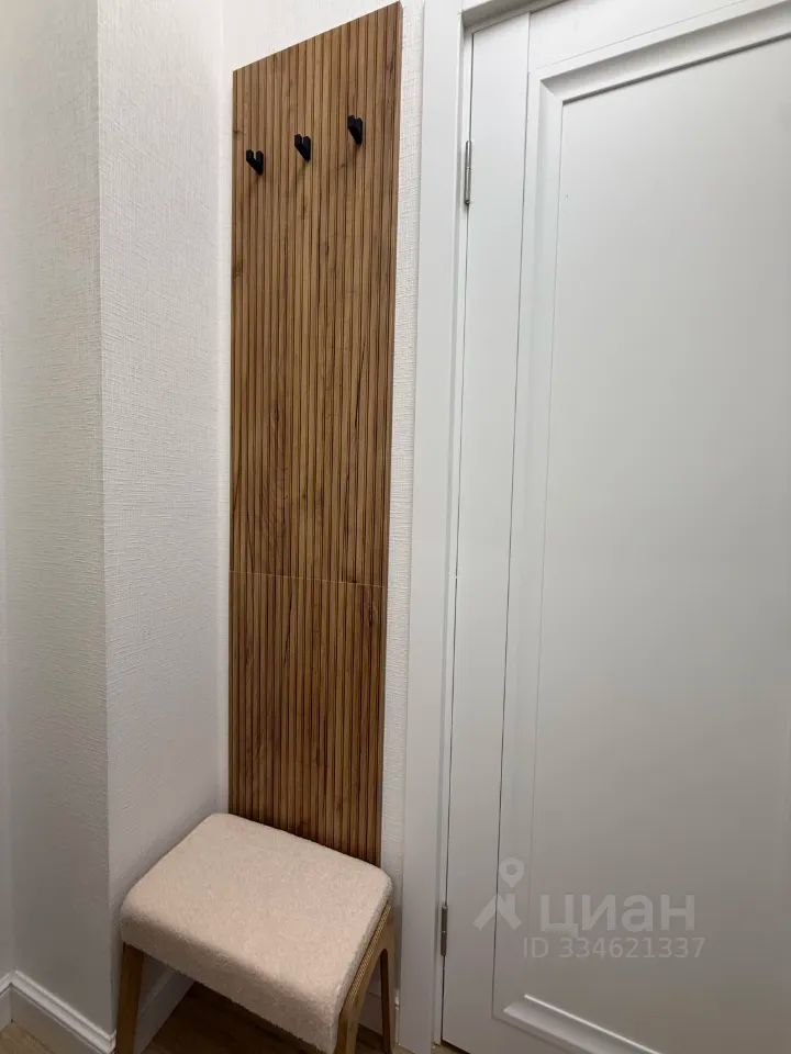 m. ZIL: Apartment, studio