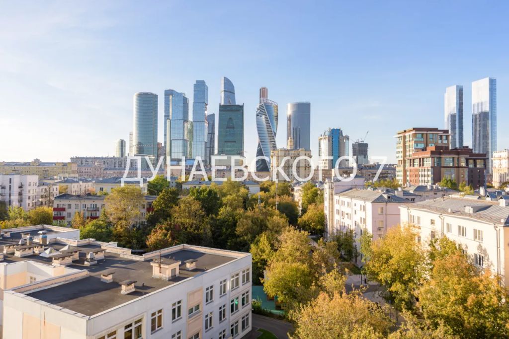 m. Studencheskaya: Apartment, 3-rooms