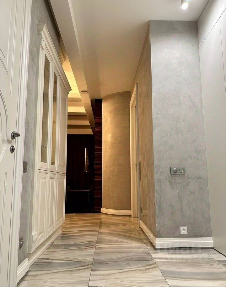 m. Baumanskaya: Apartment, 2-rooms