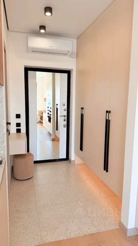 m. Vodny stadion: Apartment, studio