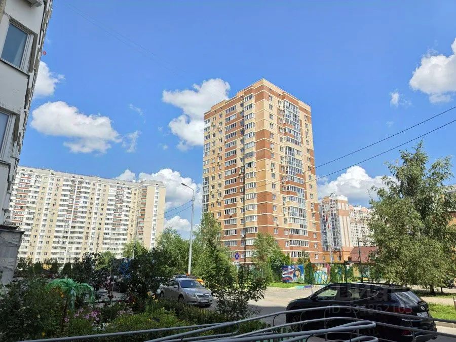 m. Sheremetyevskaya: Apartment, 2-rooms