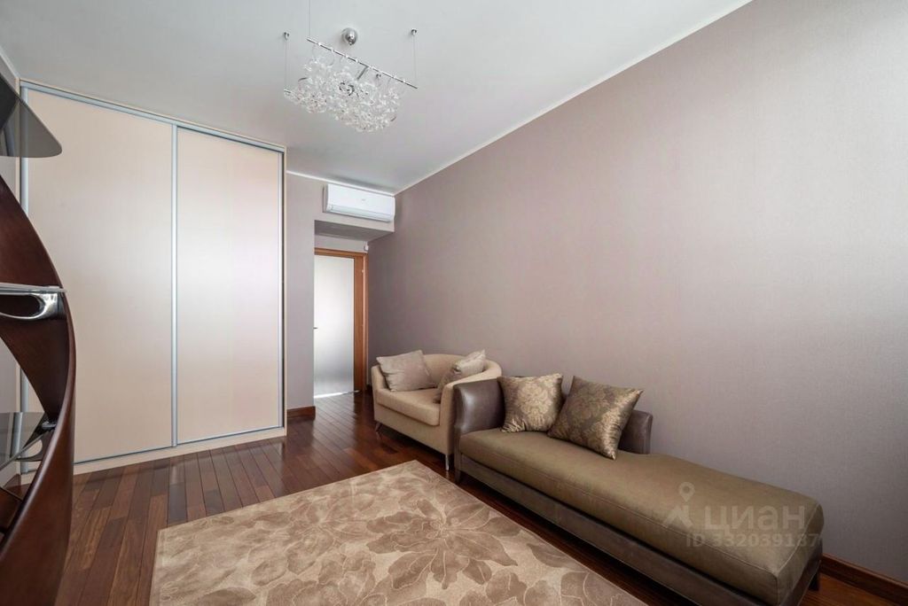 m. Smolenskaya: Apartment, 3-rooms