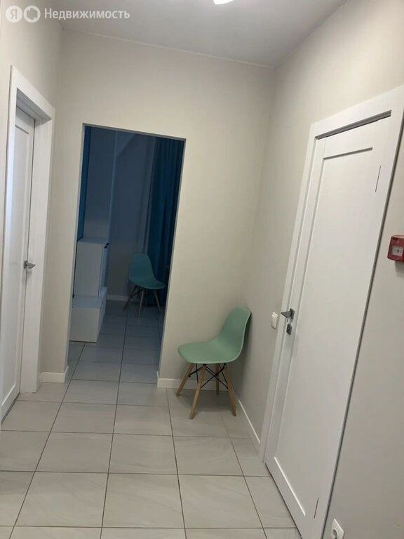 m. ZIL: Apartment, 1-rooms