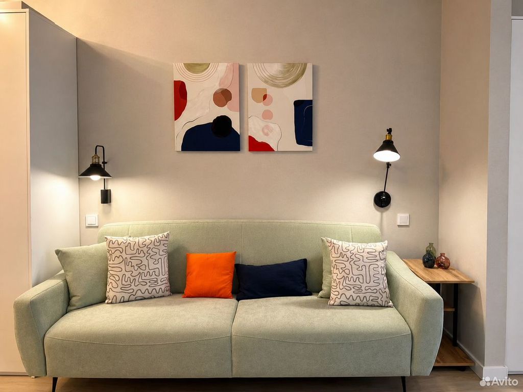 m. Maryina Roscha: Apartment, studio