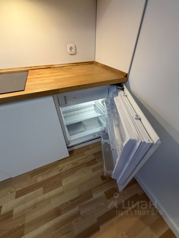 m. TsSKA: Apartment, studio